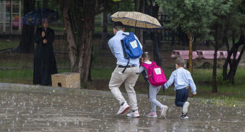 İstanbul'da yarın okullar tatil