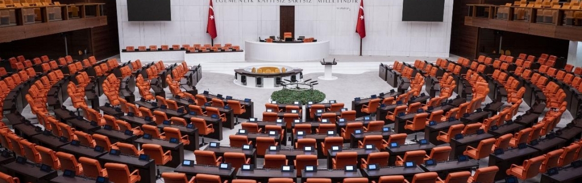 Mekke Anlaşması komisyona geliyor