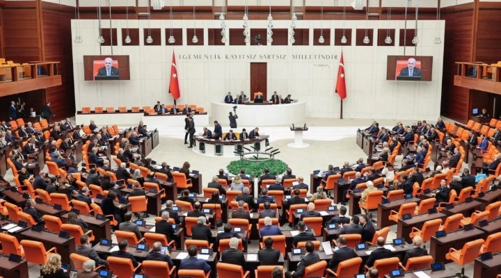 Fahri Kur’an kursu öğreticileri için yeni kanun teklifi TBMM’de: 15 yıllık mağduriyet sona erecek mi?