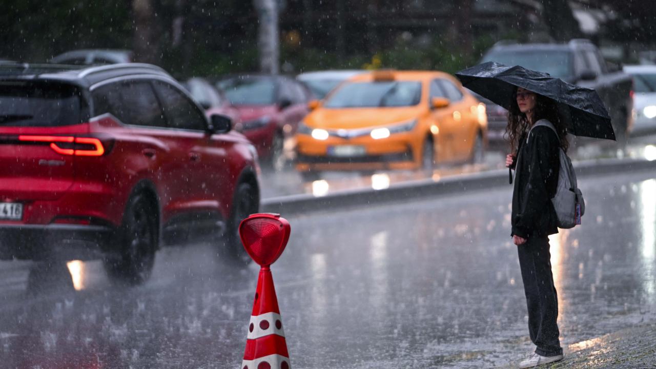 19 il için "sarı" uyarı: Kuvvetli yağışa dikkat