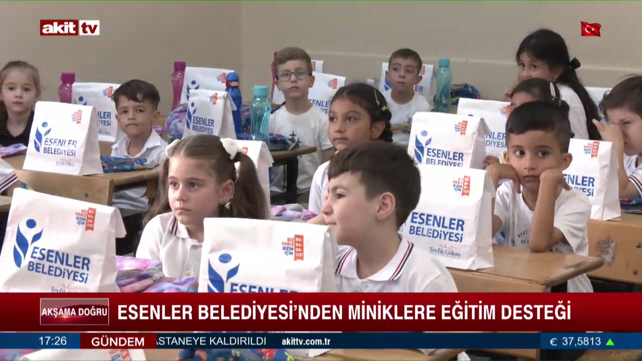 Esenler Belediyesi'nden miniklere eğitim desteği 