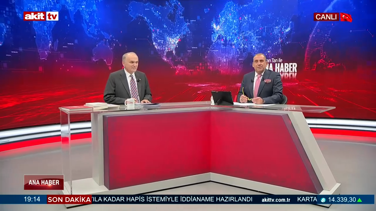Belediyeciliği kitabını yazan başkan Düzce Belediyesi Başkanı Dr. Faruk Özlü Akit TV'de Türkiye gündemini ve yerel belediyeleri değerlendirdi