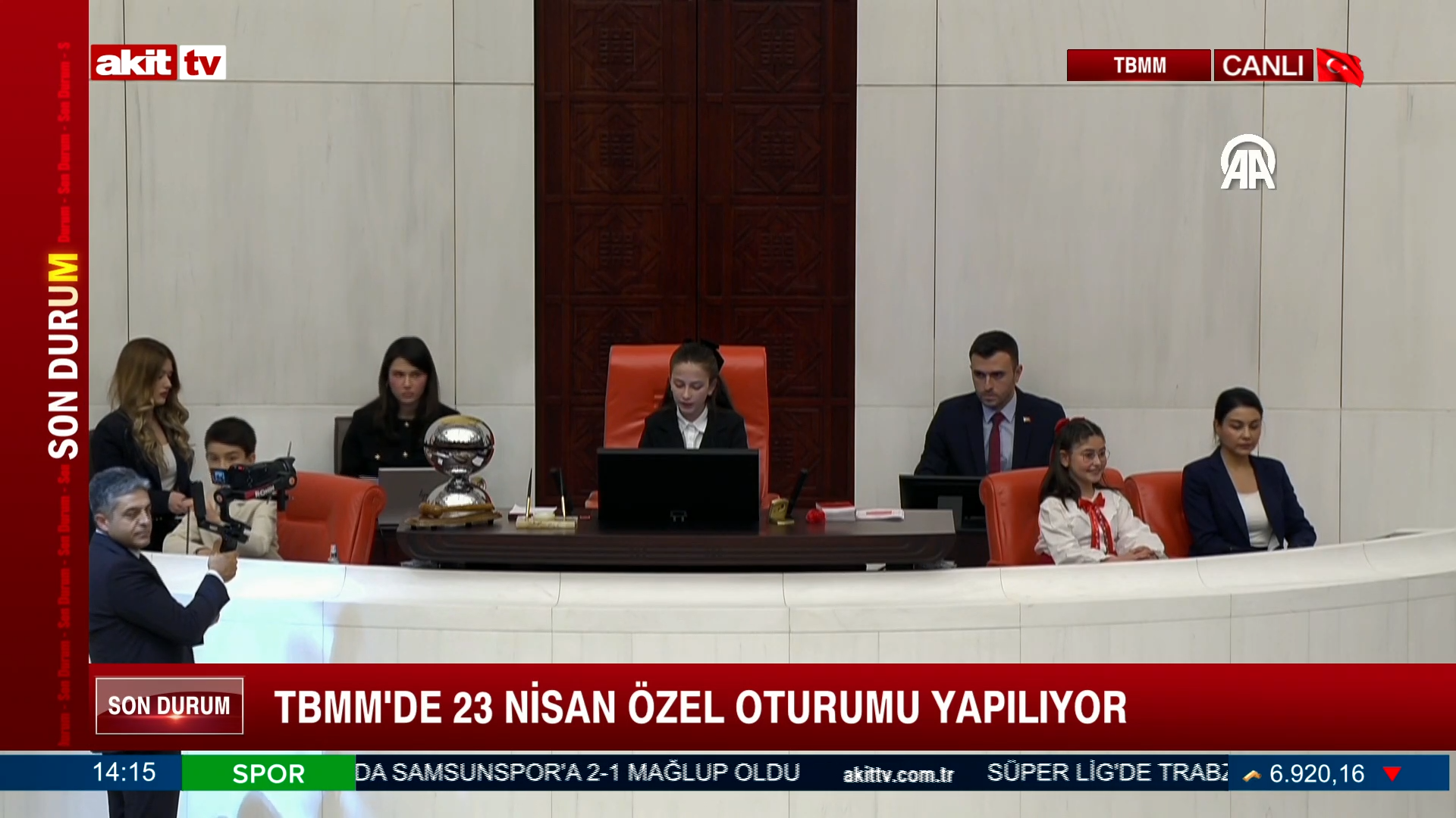 TBMM’de 23 Nisan özel oturumu yapıldı.